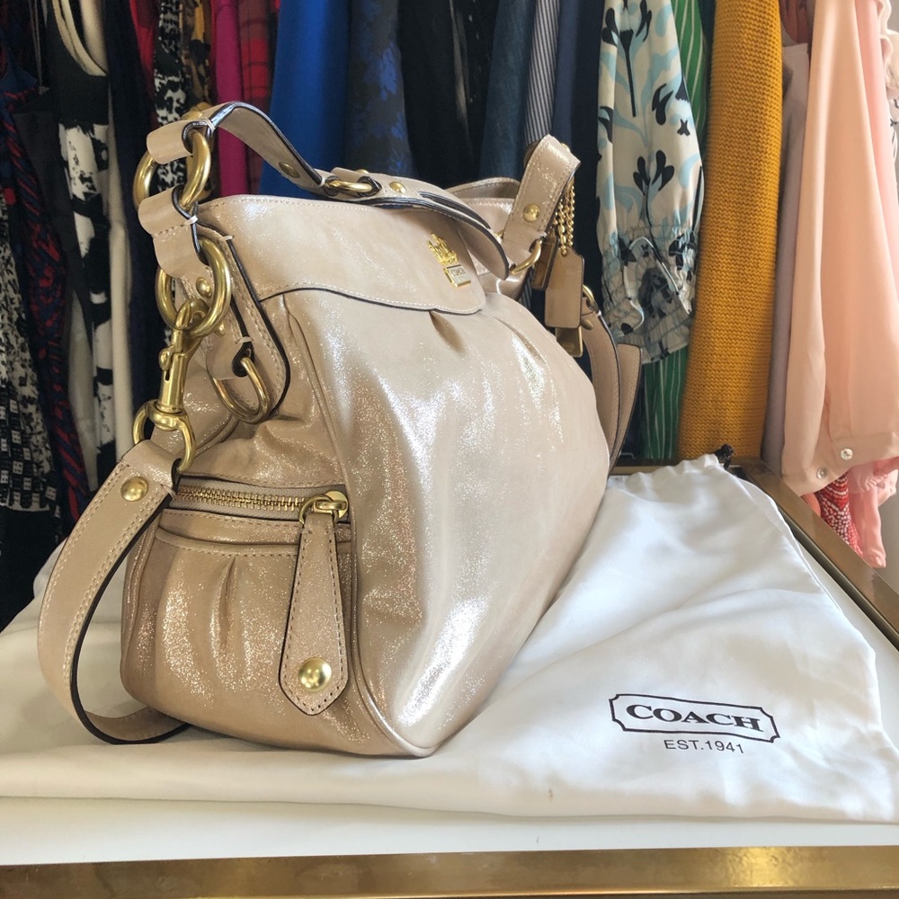 💥 Last chance 💥Coach- Gold Sabrina - Rare, NWOT - Picture 8 of 8